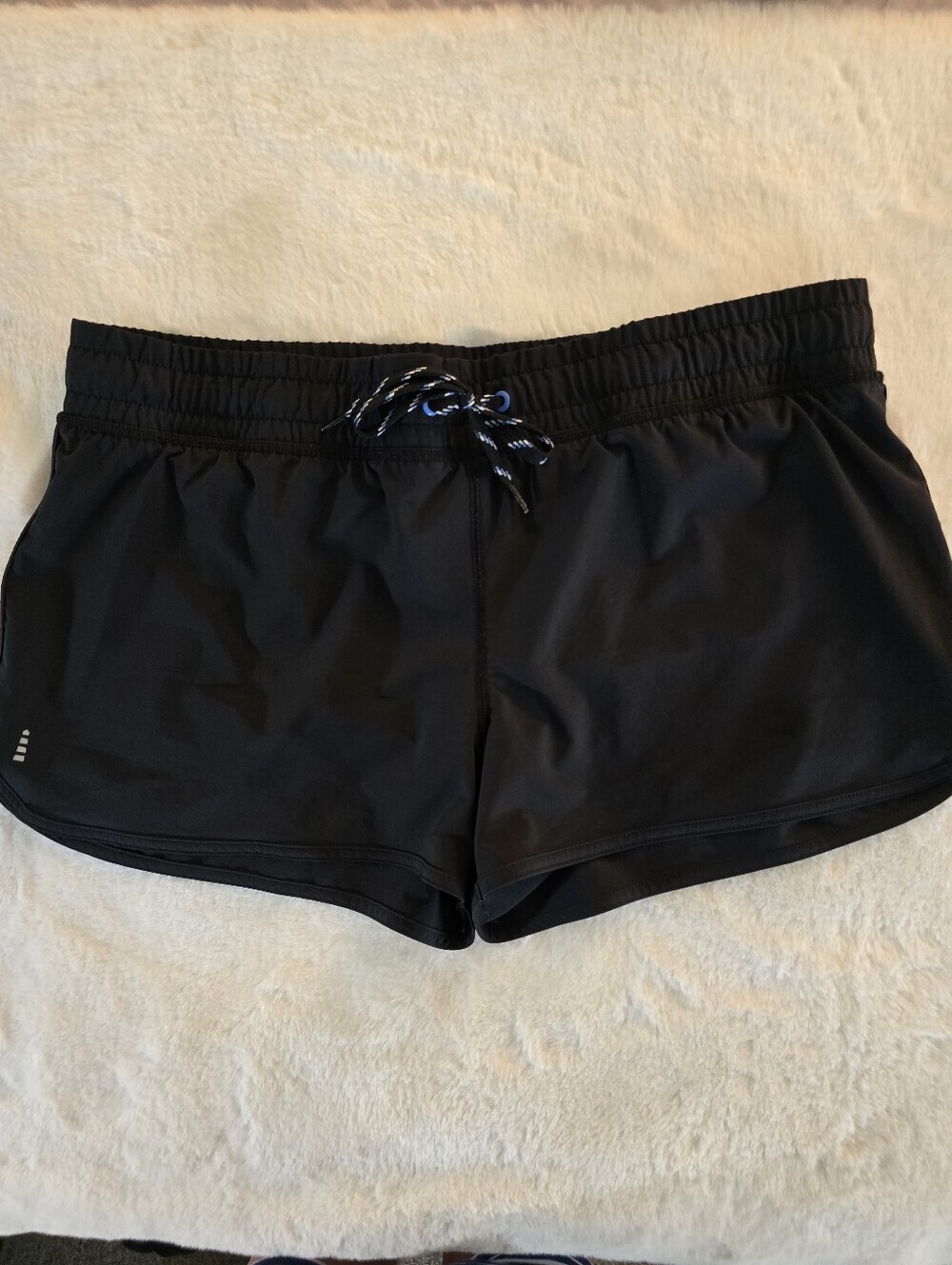 Lands' End Women’s Black Swim Short with Drawstring and Underpant - Picture 2 of 10